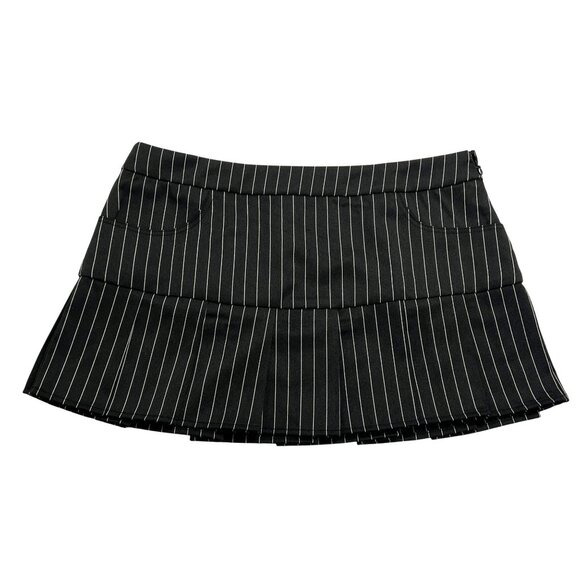 Finesse Minji Pleated Micro Mini Skirt in Black Pinstripe - Picture 1 of 5